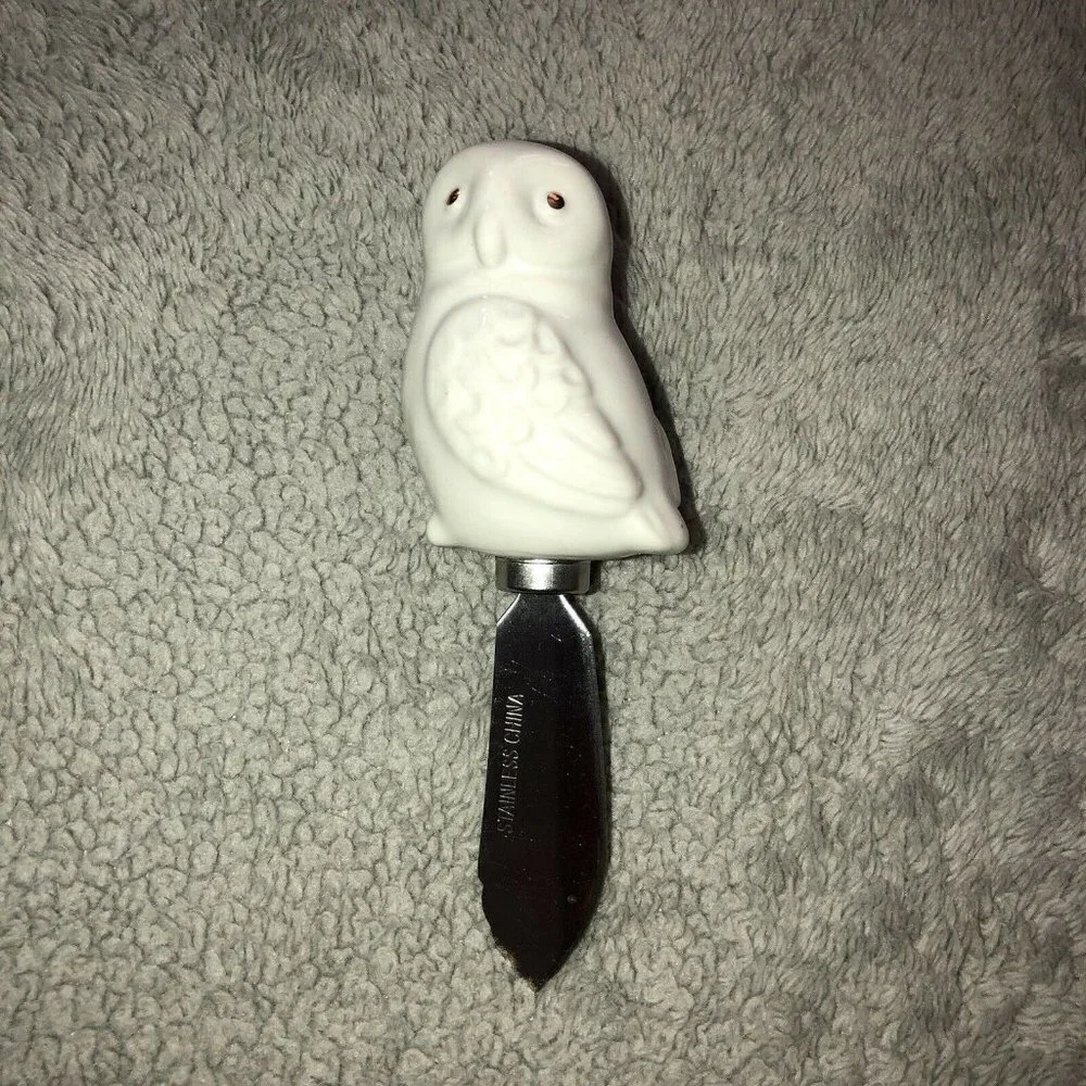 SET OF 2 SPREADERS W Ceramic Fox and Owl Handles Jam Butter Condiments